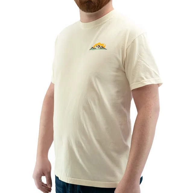 spikeball-mountain-tee-elfenbein image 1